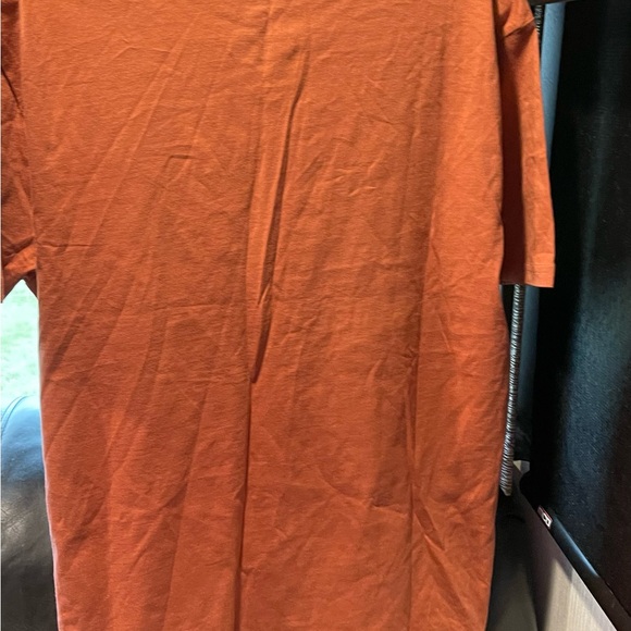 Hurley tshirt NWT Size small - Picture 4 of 5